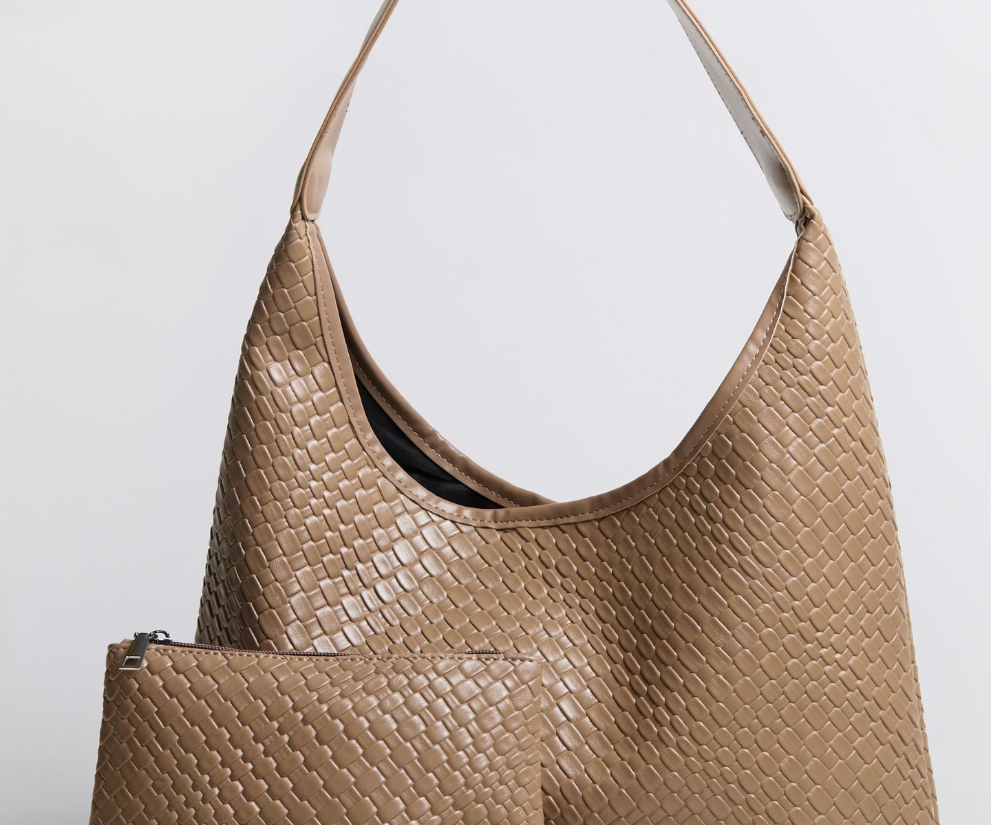 Chic Constance Shoulder Bag