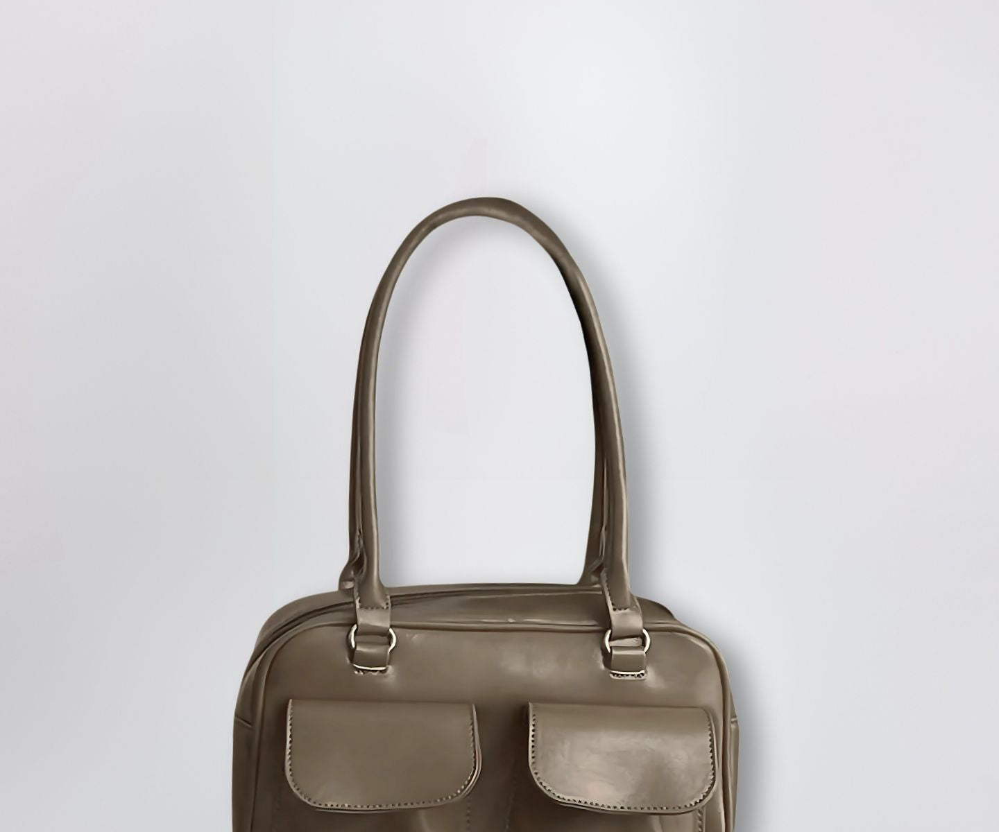 Sleek Daily Leather Carry